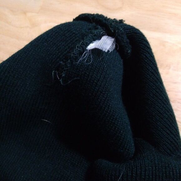 Oregon Ducks 2010 Rose Bowl Beanie Winter Hat Cap - Picture 3 of 3